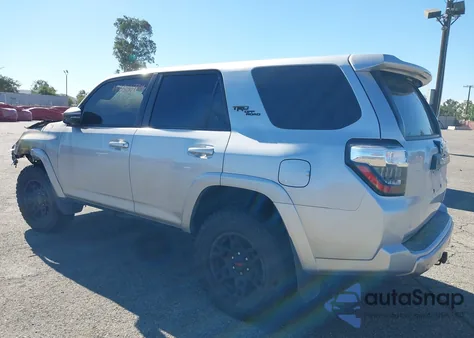 2018 Toyota 4Runner Trd Off Road Premium из США, поврежденный, VIN JTEBU5JR7J5545247